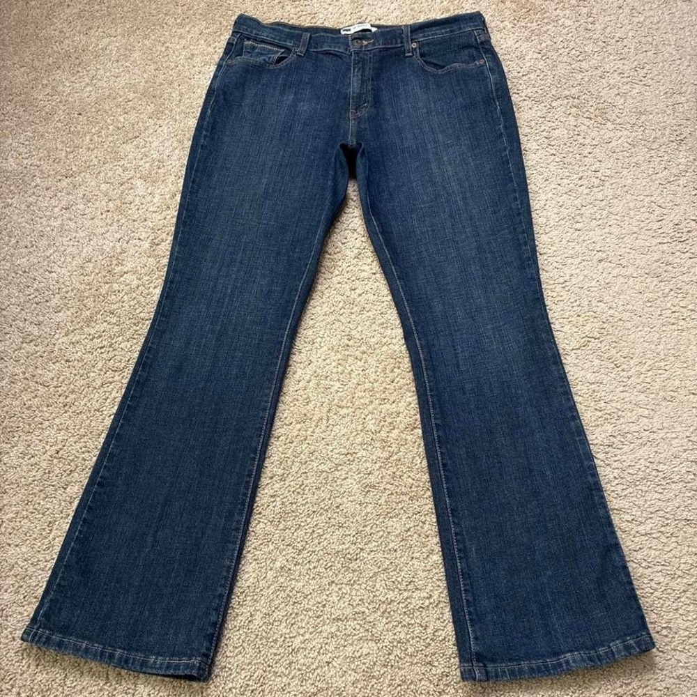 Western Y2K Style Levi's 515 Bootcut Low Rise Dark Wash Blue Jeans Size 32
